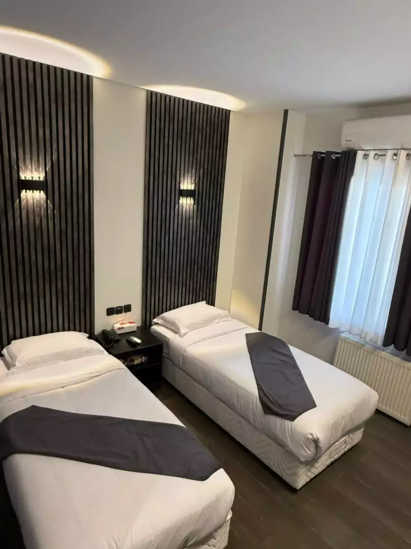 Alibaba https://cdn.alibaba.ir/ostorage/hotel-accommodation-images/689b1bcbac13a7ed0d8657b9_توئین (1).webp